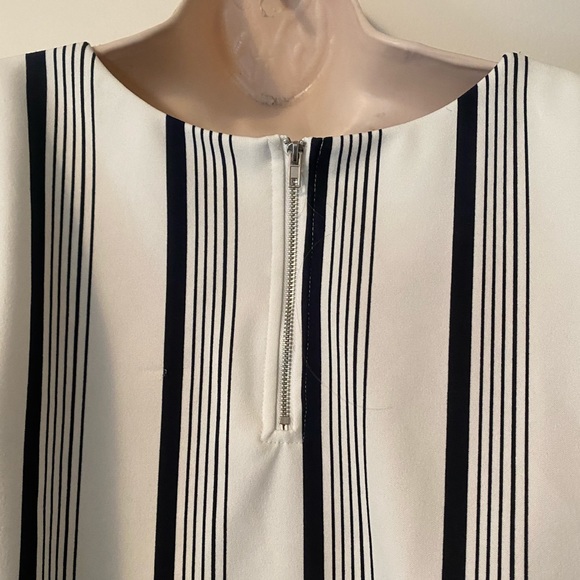 Melloday Striped Blouse - Picture 4 of 7